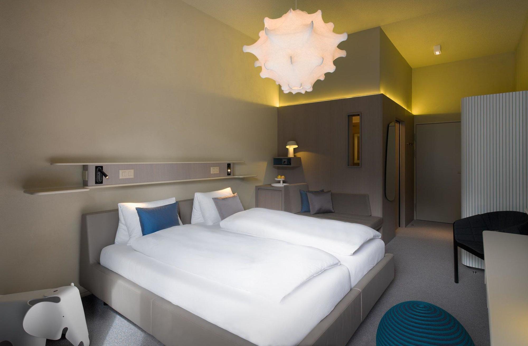 Badehotel Belvair 스쿠올 외부 사진