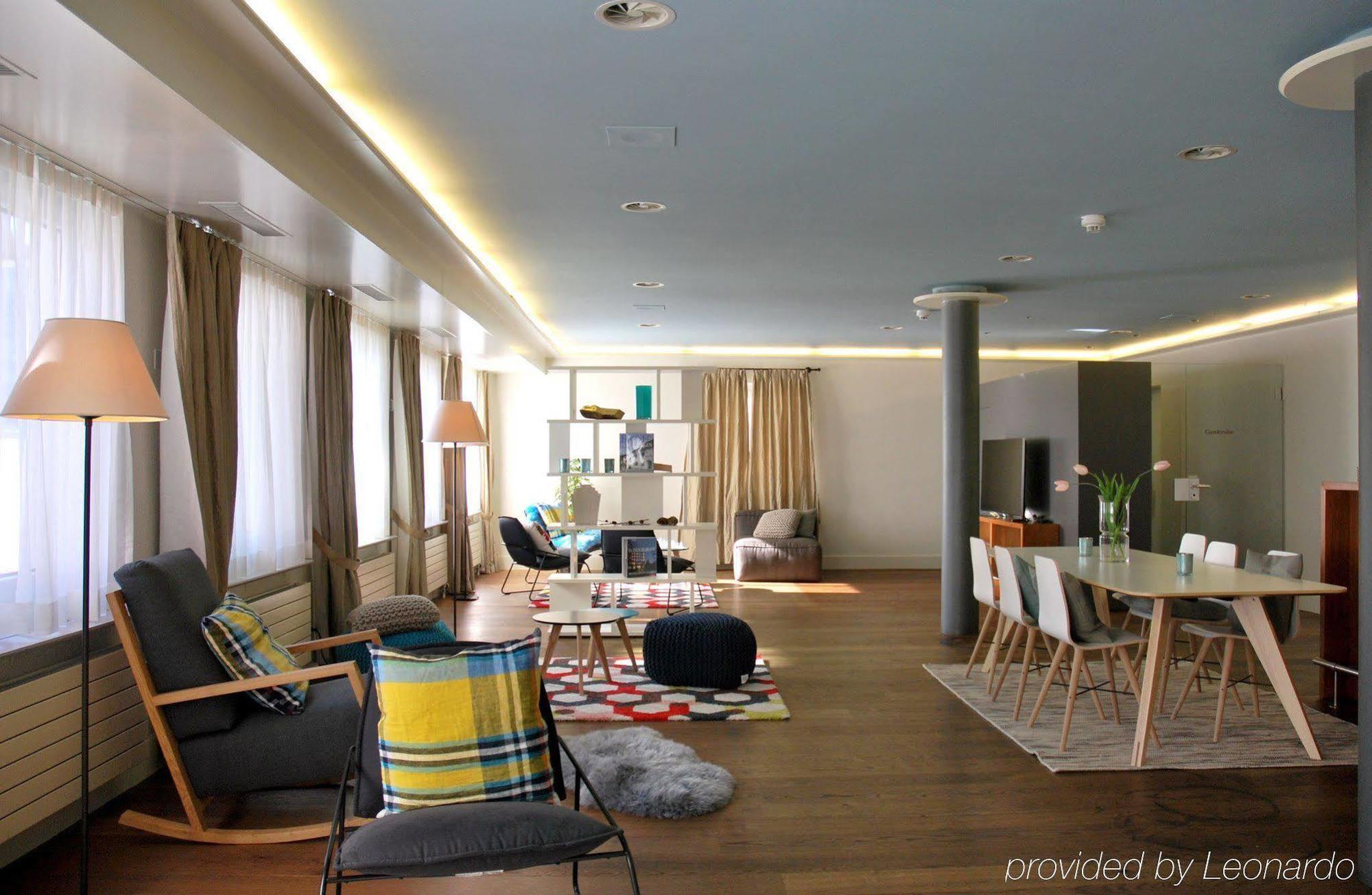 Badehotel Belvair 스쿠올 외부 사진